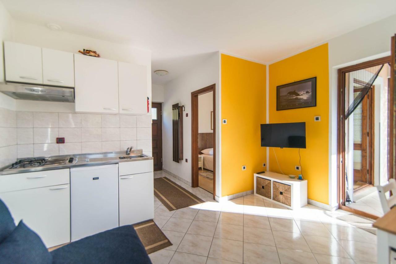 Apartments Ida Sveta Marina Drenje  Eksteriør billede